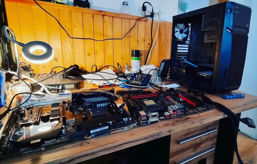 Servis Počítačov a Mobilov - 6