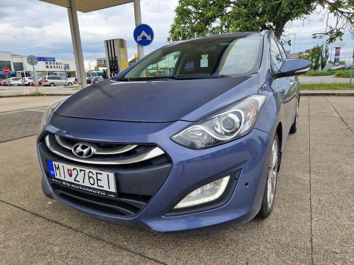Hyundai i30 CW 1.6i CRDi HP 16V DOHC Style - 6