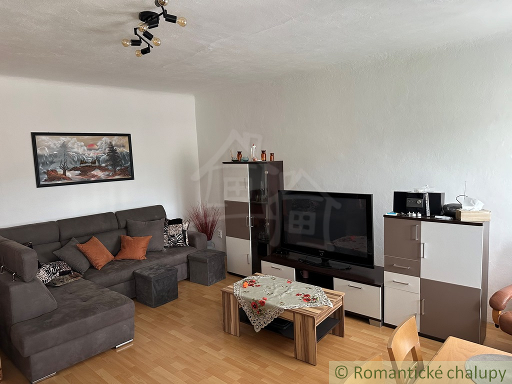 Dom po rekonštrukcii na kraji dediny v Lehote nad Rimavic - 6