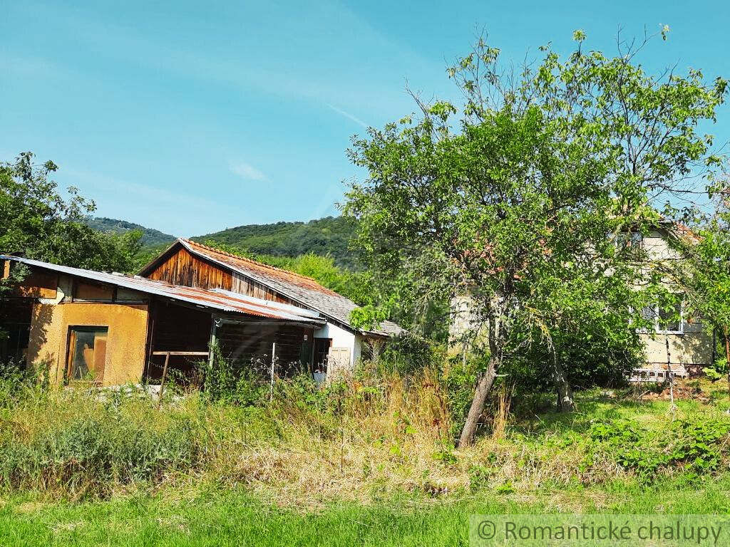 Rodinný dom s veľkou dielňou a priestranným pozemkom v krá - 6