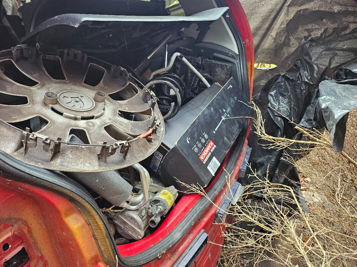 Škoda Citigo rozpredám - 6