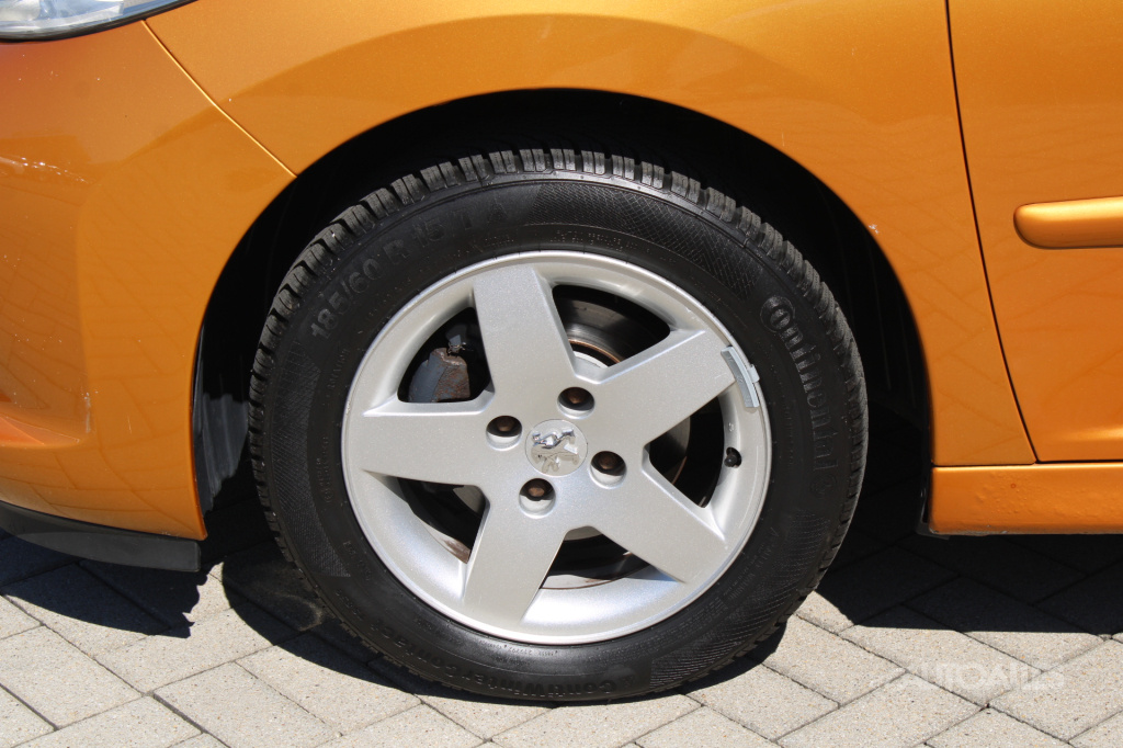 Peugeot 207 1,4 i 16V 65 kW - 6