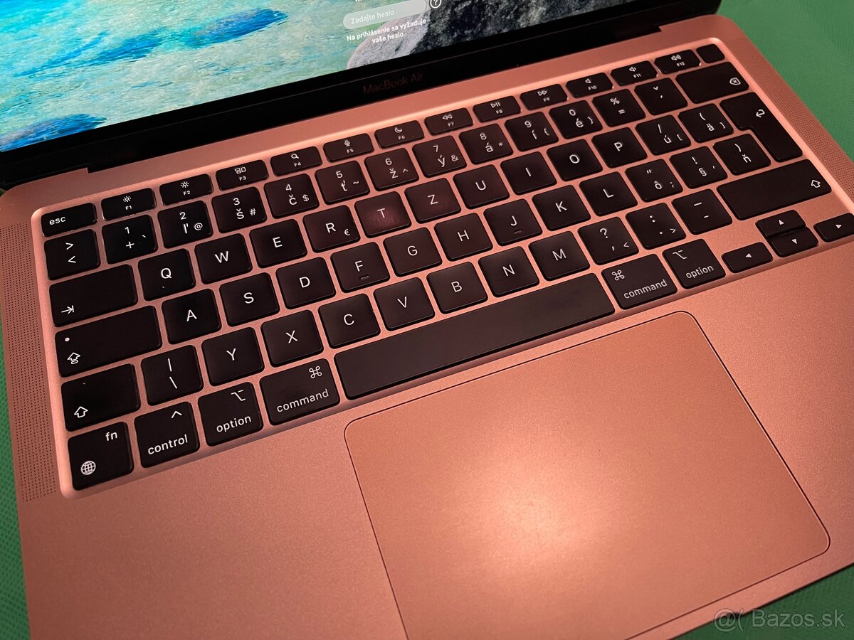 MacBook Air M1 8GB / 256GB Rosé Gold - 6