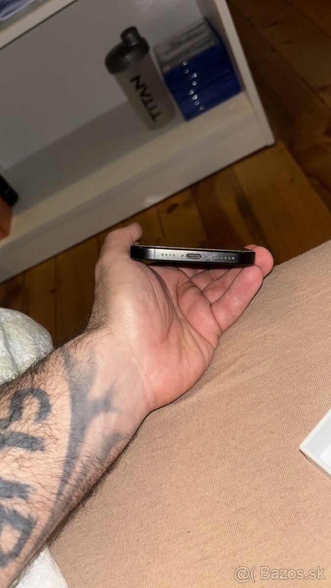 iPhone 16 Pro Max 512GB - 6