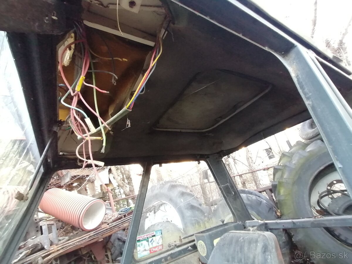 Predám kabínu na traktor zetor crystal - 6