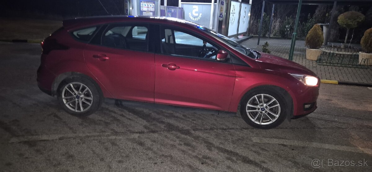 Predám Ford focus - 6