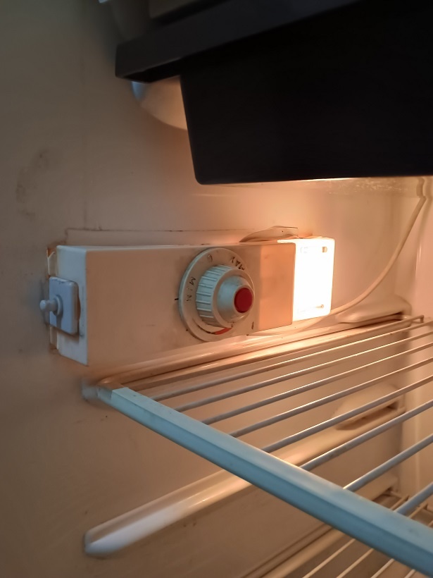 Chladnička CALEX. - 6