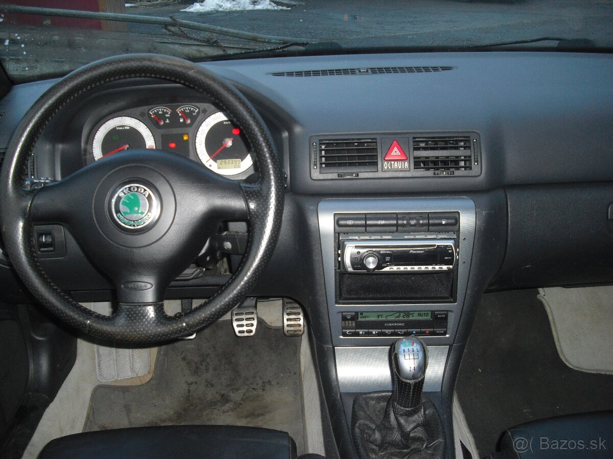 Skoda Octavia RS Kombi - 6