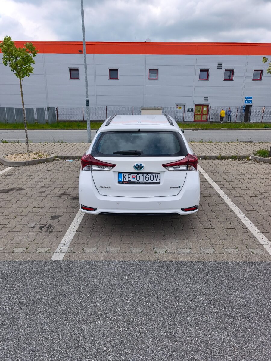Toyota Auris combi hybrid 1.8, 72kw - 6