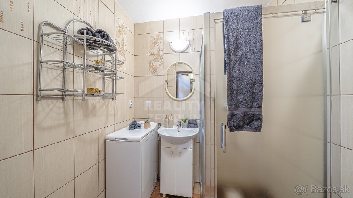 3i chyžka s parkingom v centre - 6