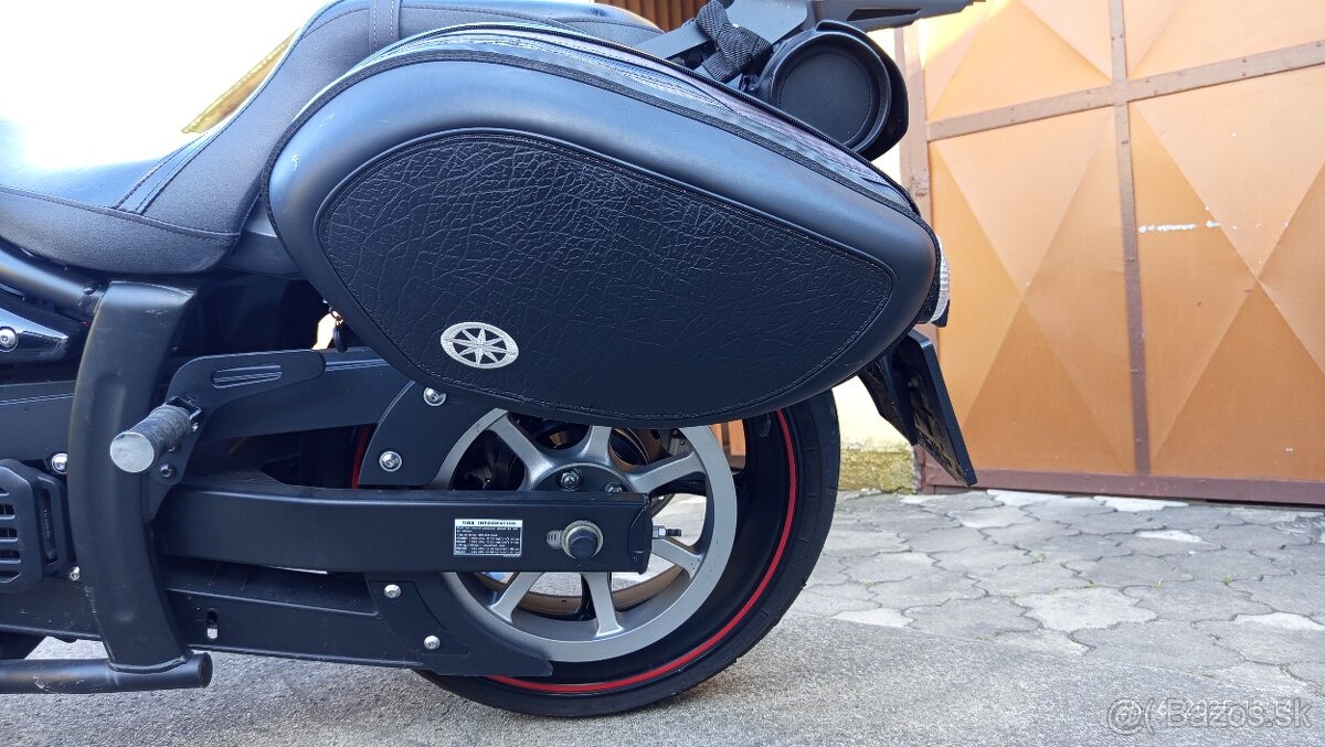 Yamaha XVS 1300 CU Custom Stryker - 6