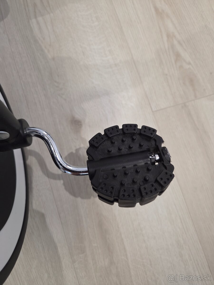 Kinderkraft Aston trojkolka - 6