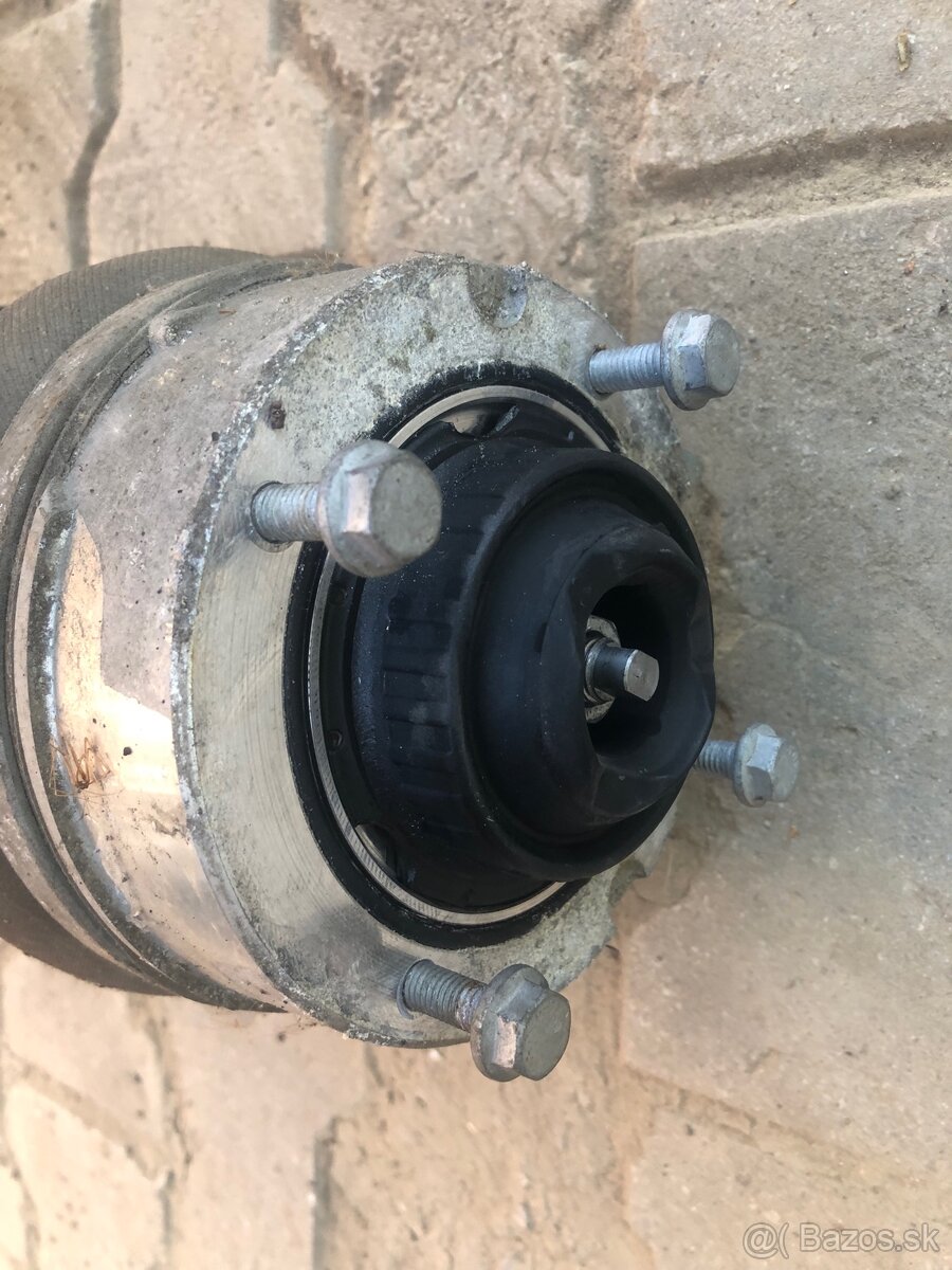 Audi Q7 - Predný pravý tlmic - 6