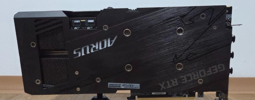 AORUS GeForce RTX 3070 MASTER 8GB OC– LCD displej, Dual BIOS - 6