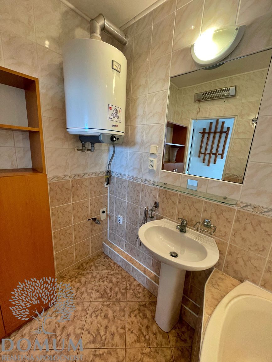 INVESTIČNÁ PRÍLEŽITOSŤ - 2-izbový byt (74 m²) so záhradou v - 6