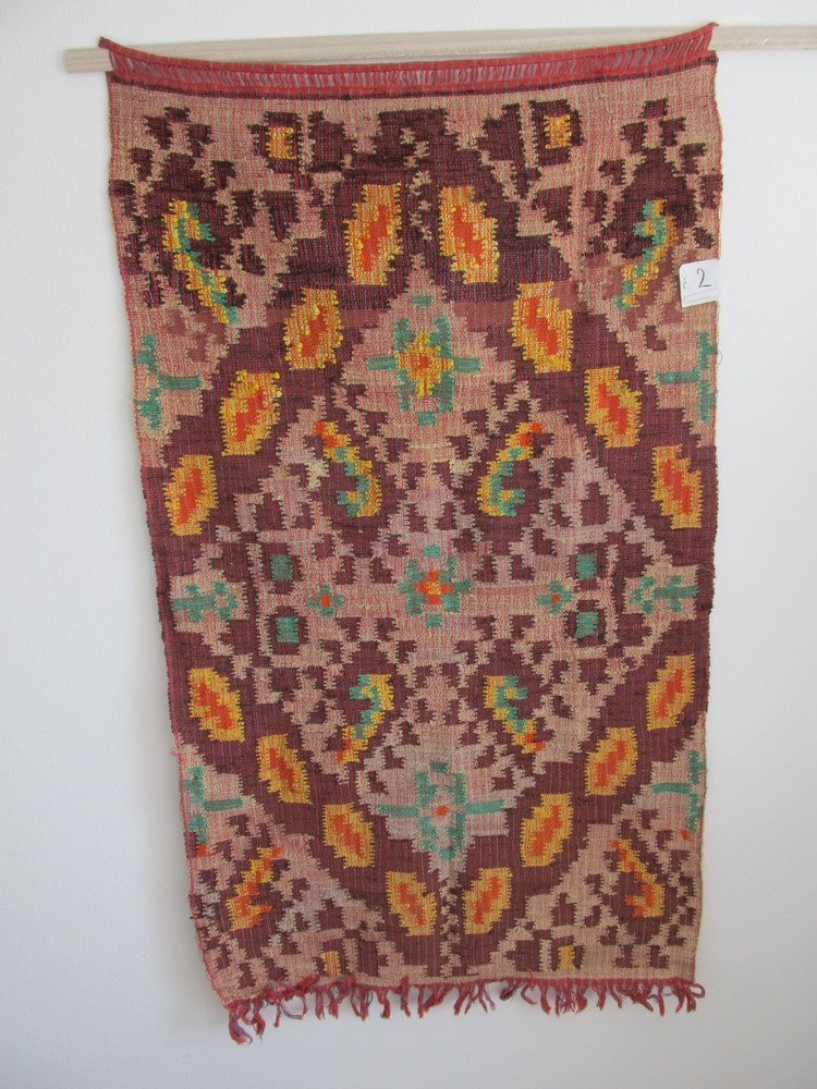 Predám staré cca 60 ročné ručne tkané závesy na stenu. - 6