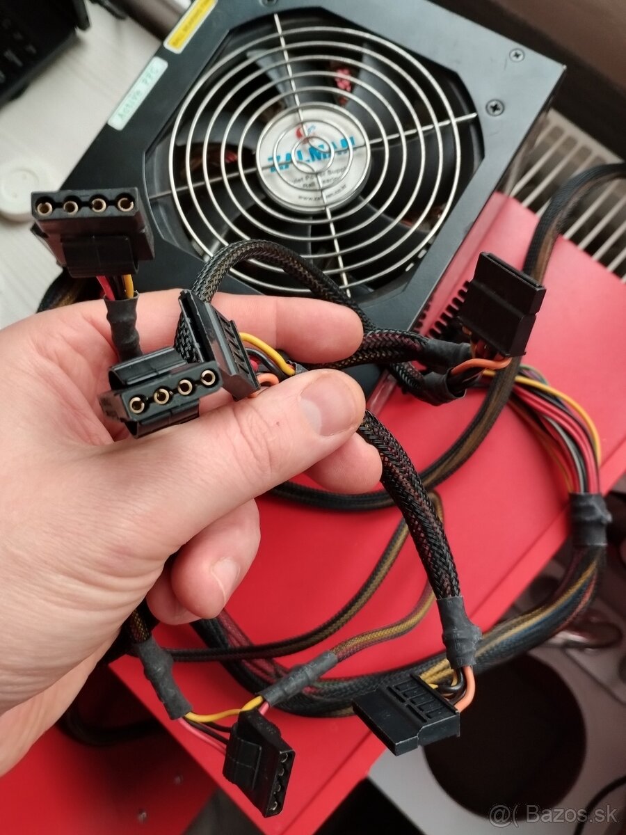 Zalman ZM600-HP kvalitný zdroj s heat pipe chladením - 6