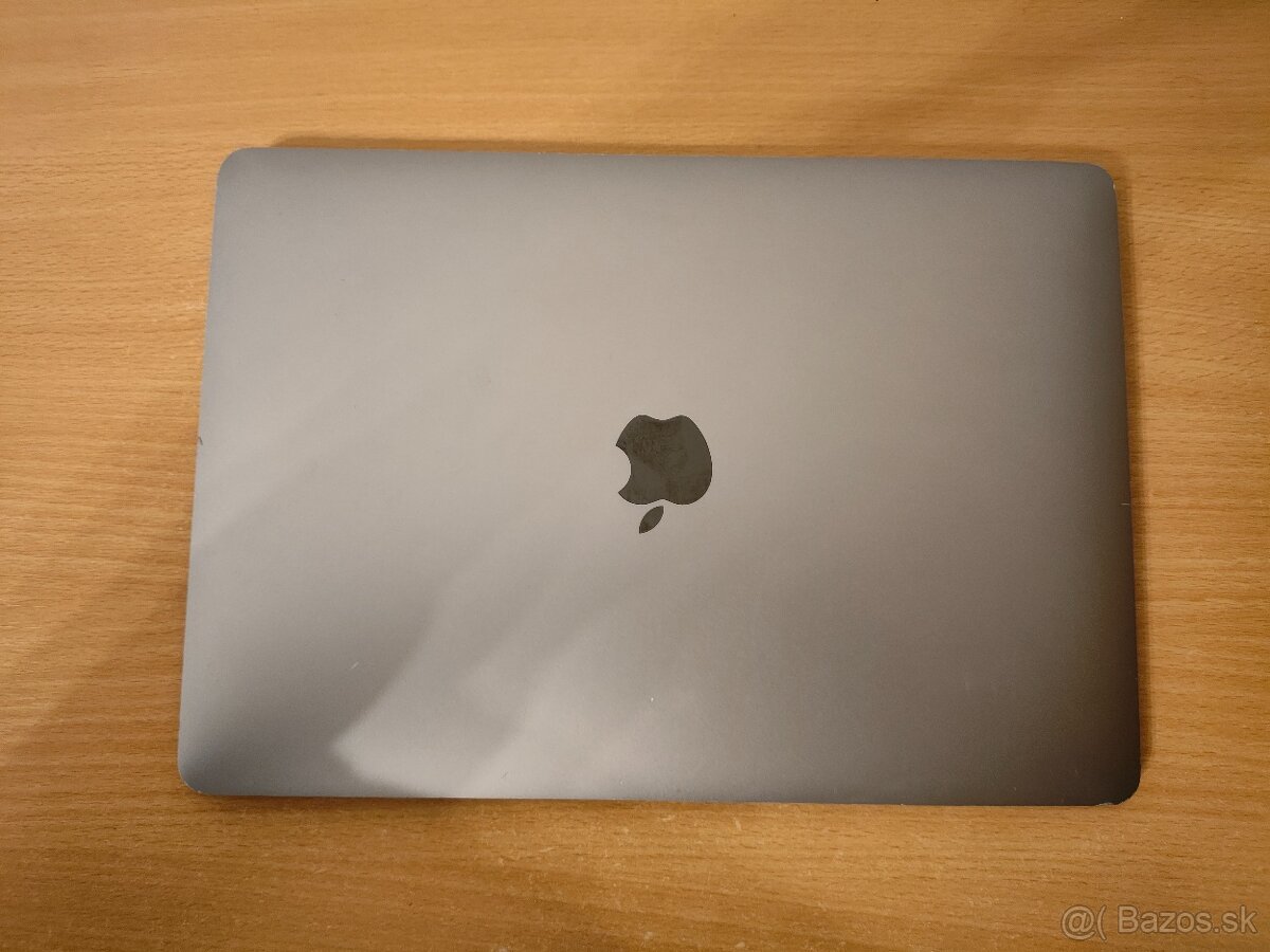 MacBook Air 13 2019 | Core i5 • 8GB RAM • SSD - 6