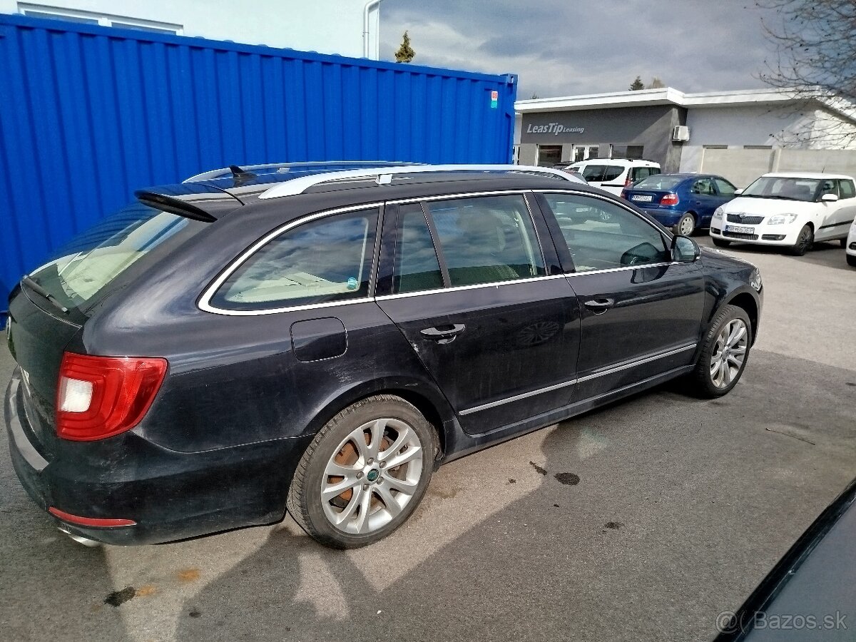 Škoda Superb Combi II.2,0 TSI Elegance DSG r.v.2011. - 6