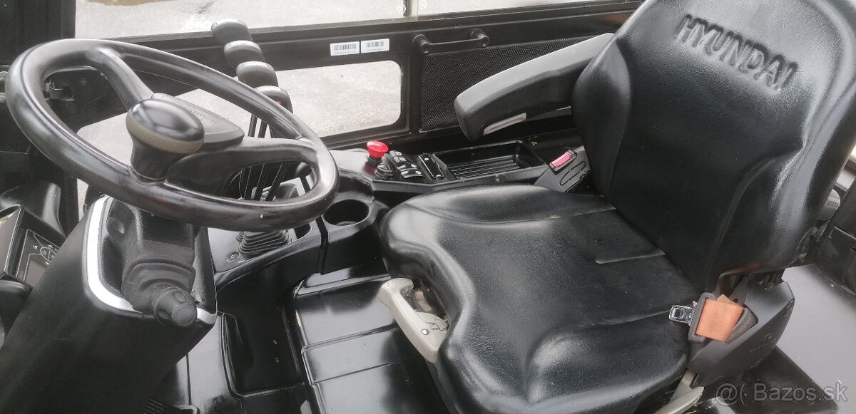 HYUNDAI 30BH-9 AKU triplex, boční posuv - 6