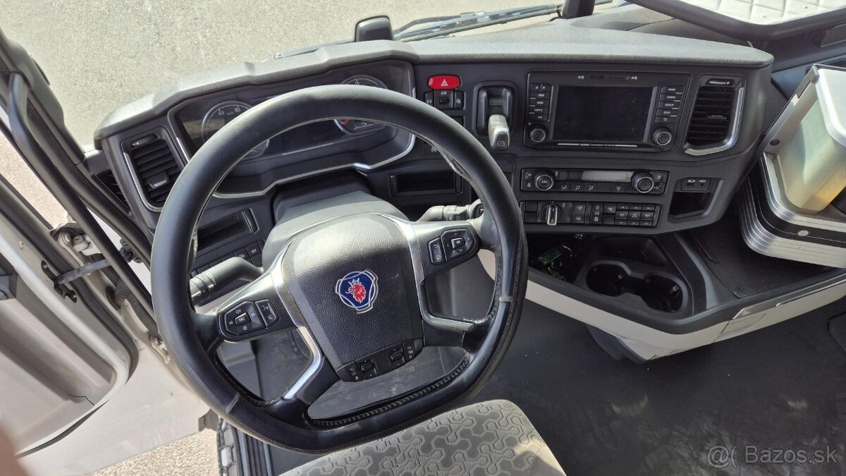 Prodám SCANIA S450 N323 LOW DECK EURO 6 - 6