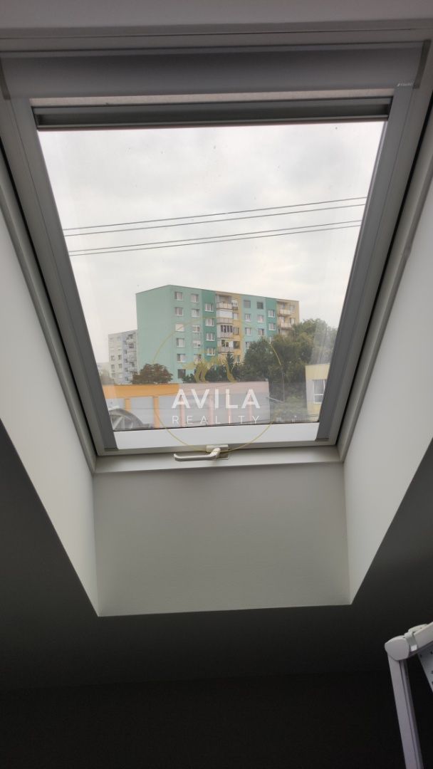 NA PREDAJ: administratívno-obchodný priestor s potenciálom n - 6