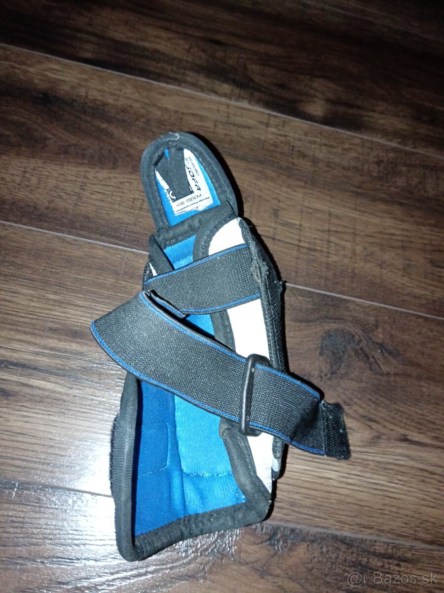 Hokejová výstroj - 6