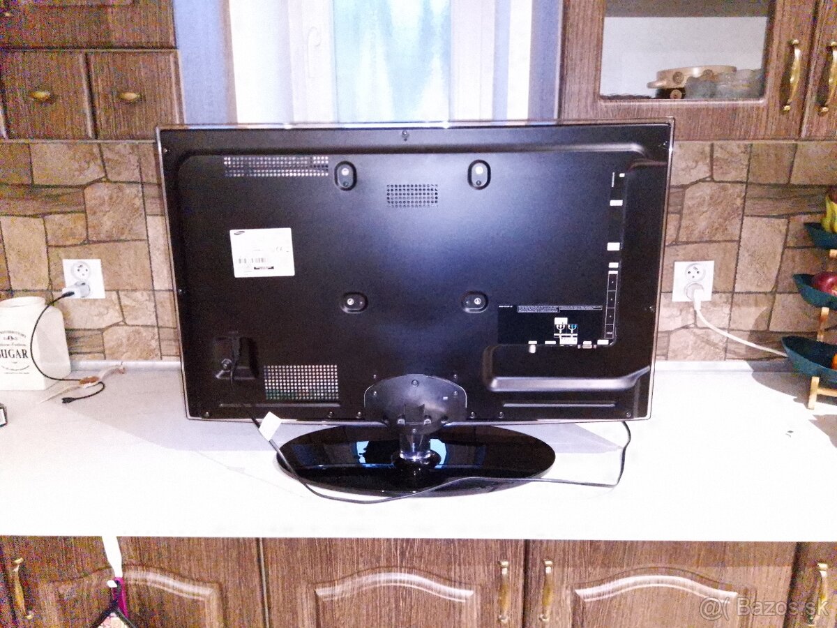 Samsung UE32C4000PW - 6