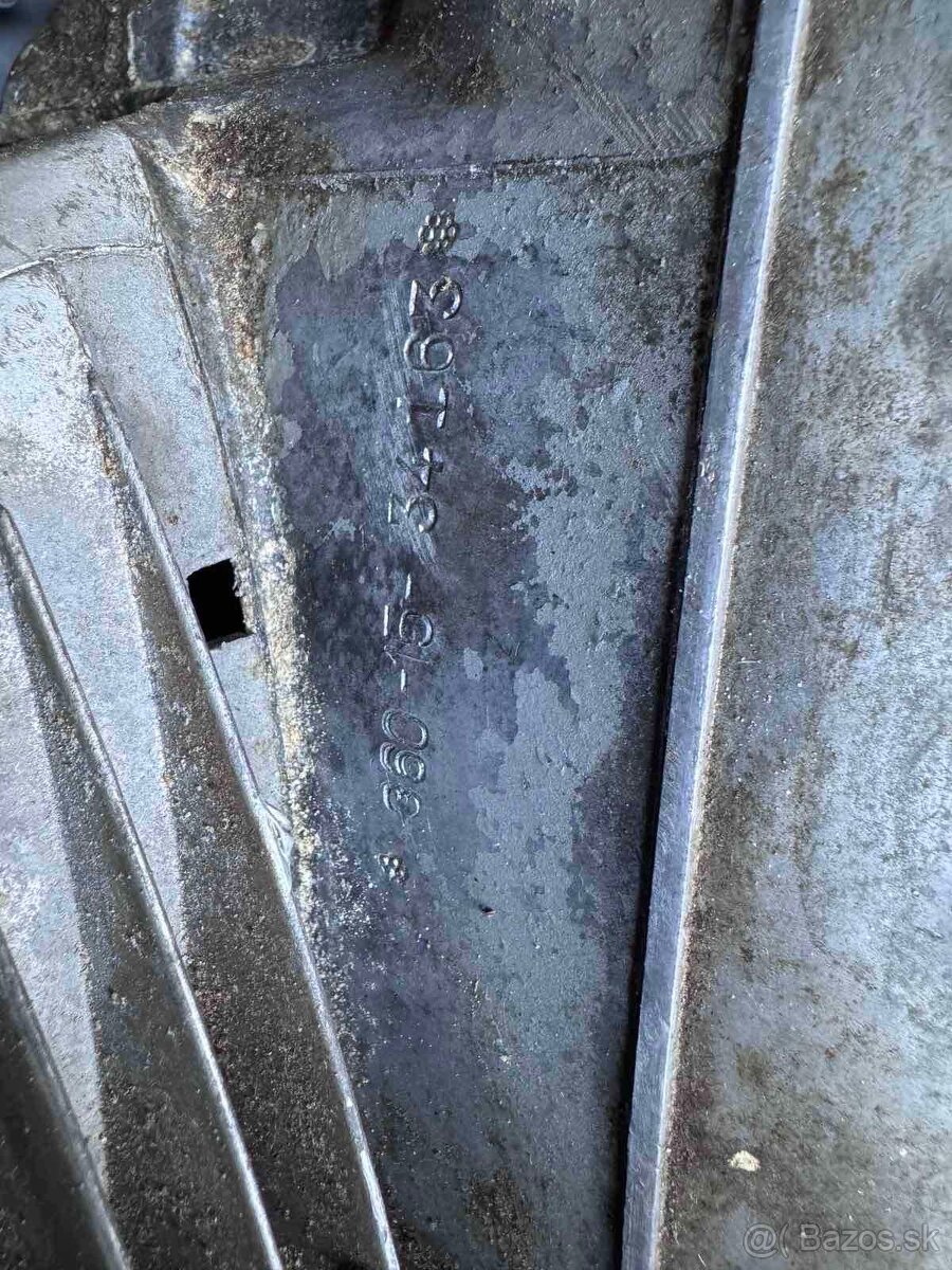 Predám originál NOVÝ motor 350/360 uloženka - 6