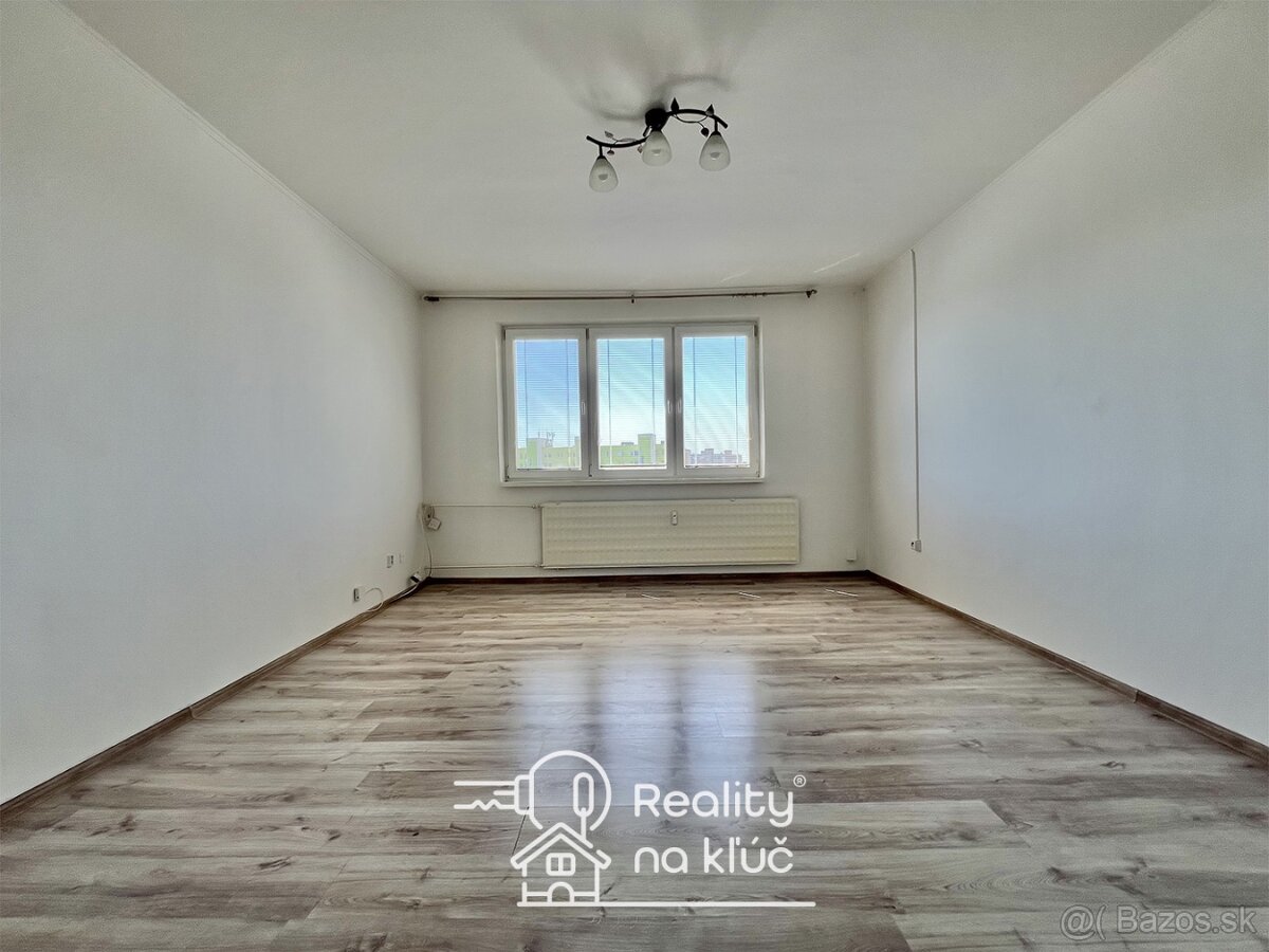Na prenájom 2-izbový byt na sídlisku Juh v Nových Zámkoch - 6