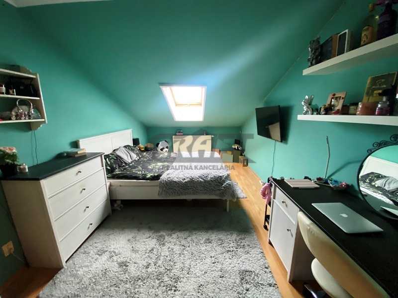 Na predaj veľký 4-izb. mezonetový byt – Rovinka - 6