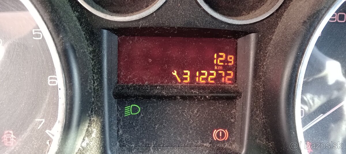 Predám Peugeot 308, pojazdný , na ND - 6