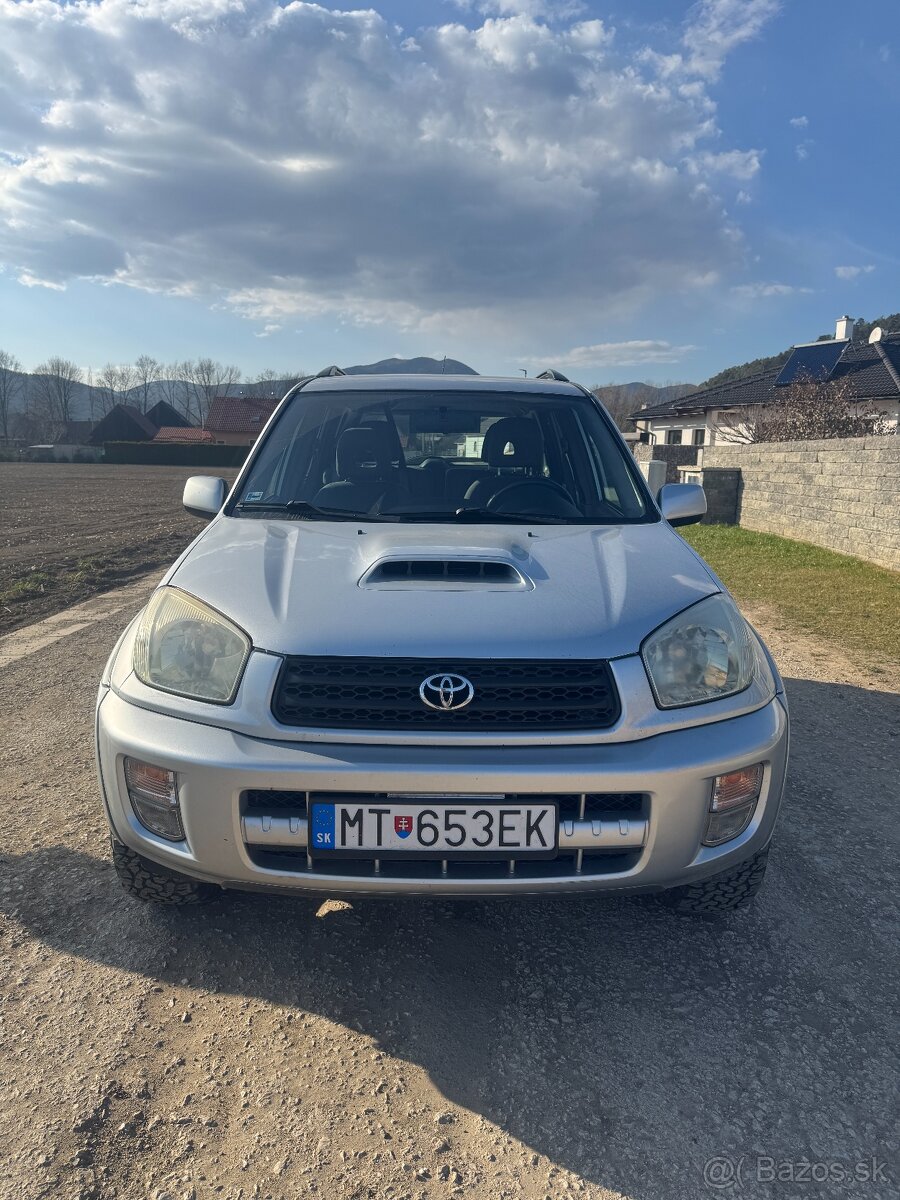TOYOTA RAV4 - 6