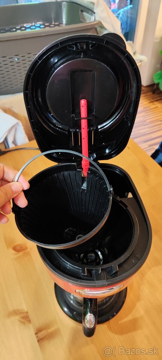 Prekvapkávací kávovar Russell Hobbs 21700 - 6