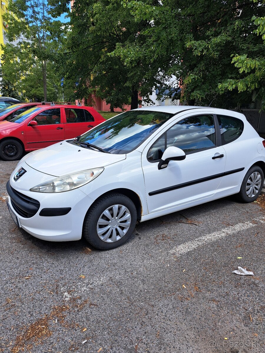 Peugeot 207 - 6