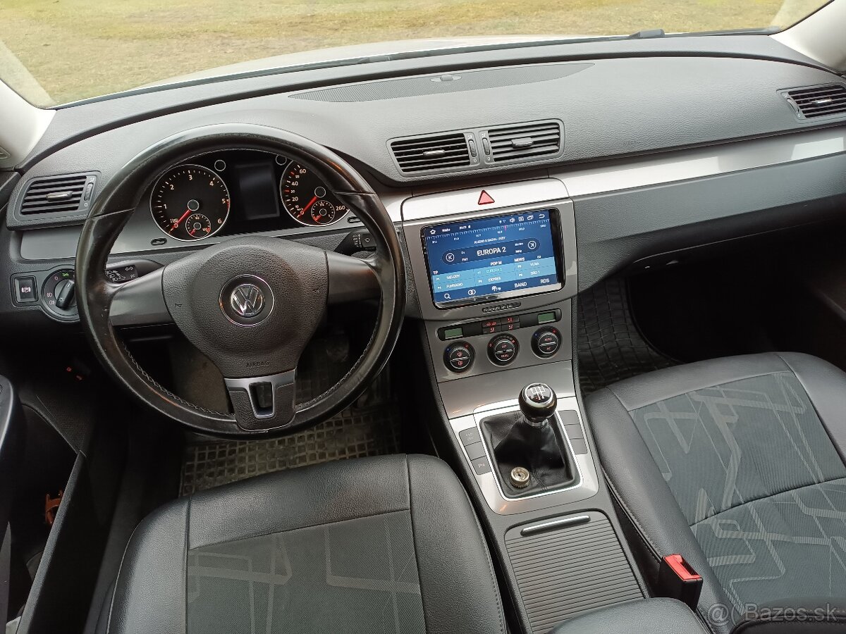 VOLKSWAGEN PASSAT B6 - 6