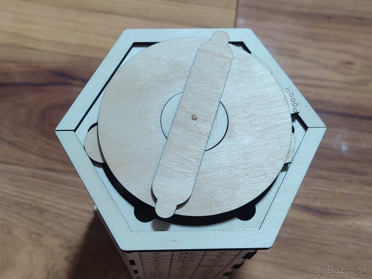 Drevená motivačná pokladnička (3000€) - 6