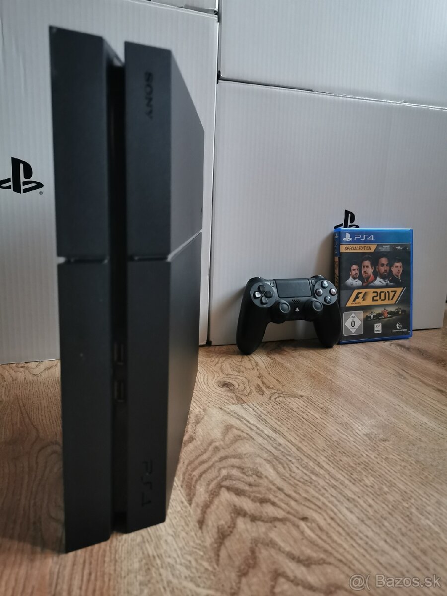 PS4 500GB - 6