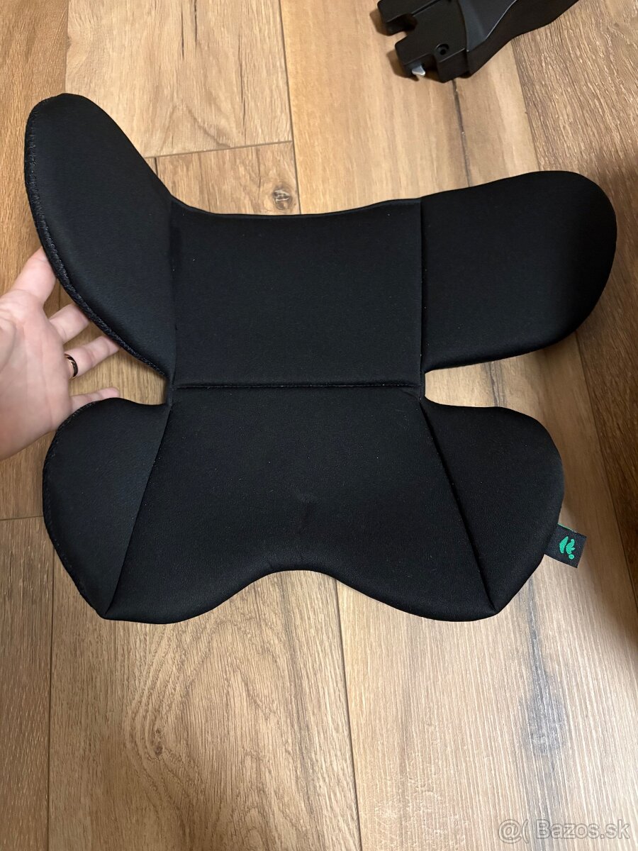 Autosedačka Carrello NOVA 40-87 cm Black Line - 6