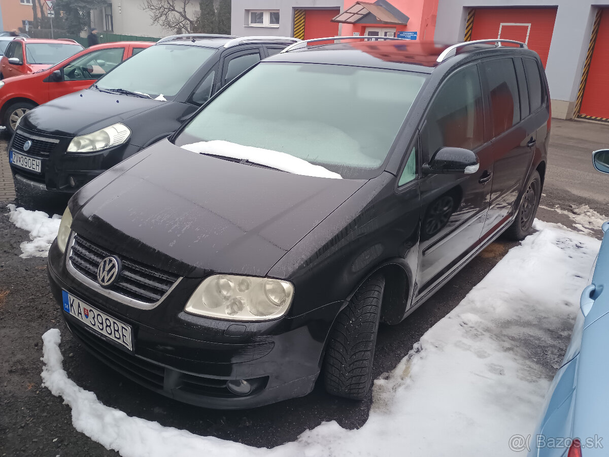 volkswagen touran - 6