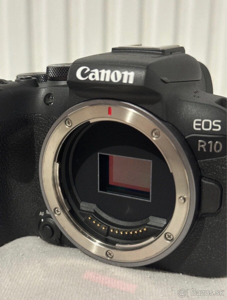 Canon R10 - 6