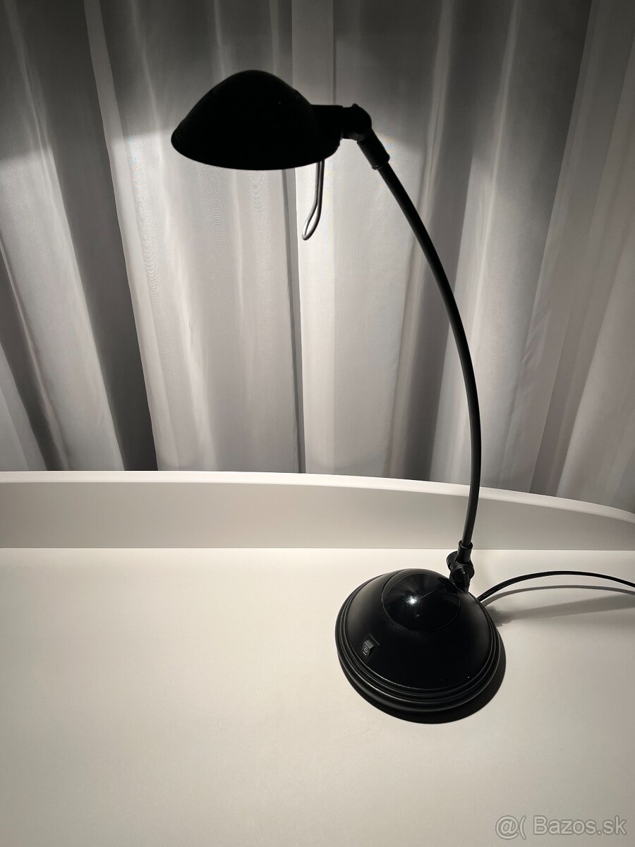 Čierna lampa na stôl - 6