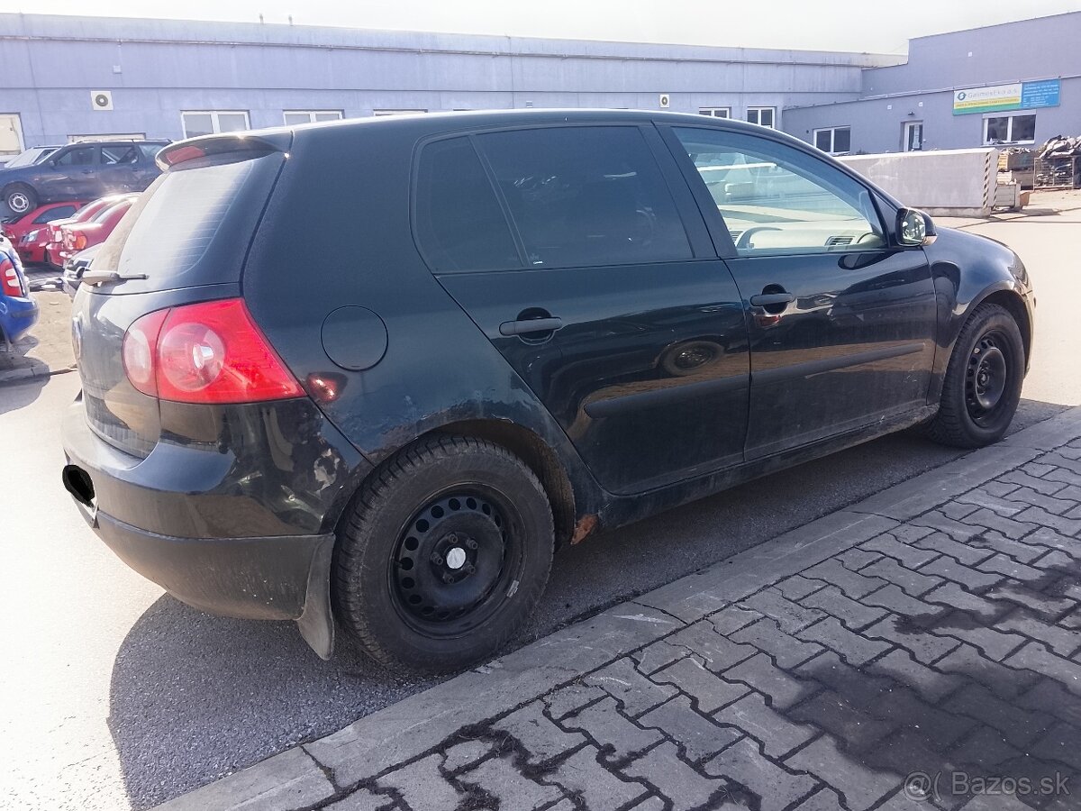 VW GOLF 5 na náhradné diely - 6