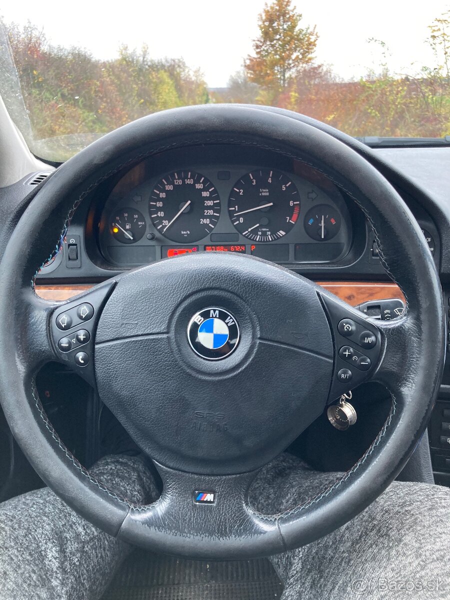 Bmw e39 523i - 6