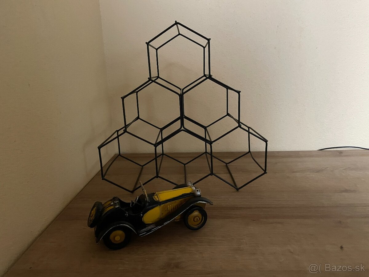 Predám kovový držiak na víno - 6