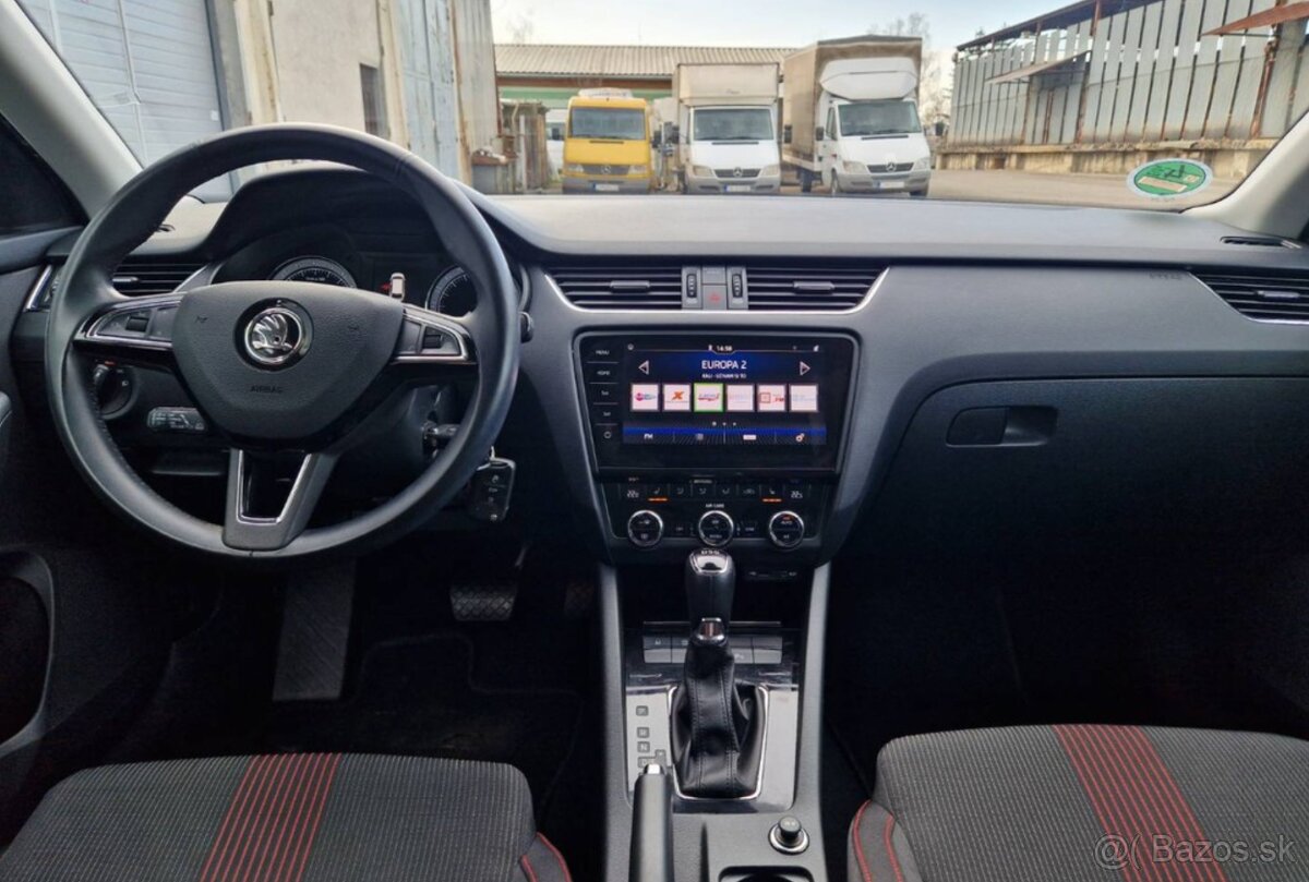 Škoda Octavia Combi 2.0 TDI - 6