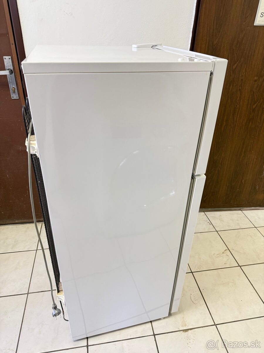 Predám kombinovanú chladničku Beko s malým mraziakom. - 6
