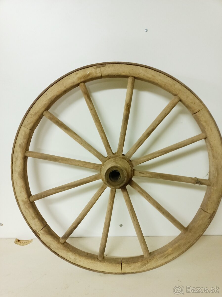 Staré konské vozy, rebriňaky, rozložené - 6