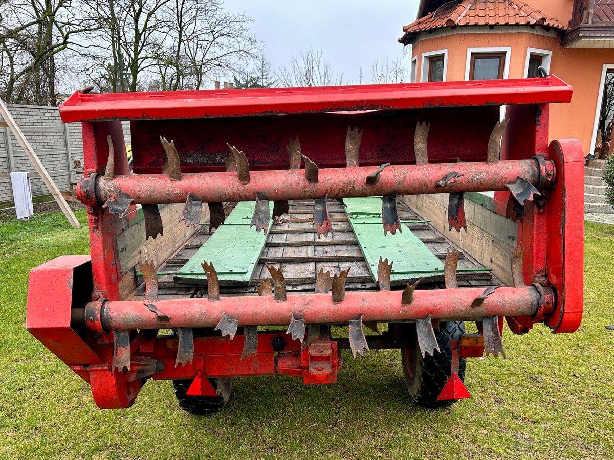 Rozmetalo maštalneho hnoja - 6