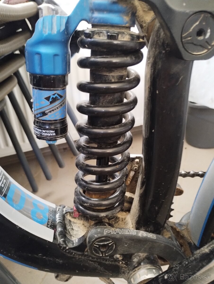 Dh/dowmhill/zjazdovy bicykel/Glory Giant - 6